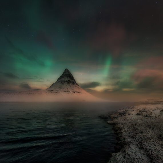 Islandia Kirkufell Amanecer con niebla